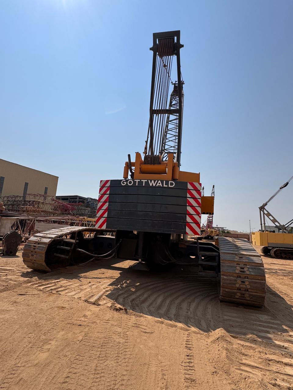 Gottwald RK 100 — 100 tons Crawler Crane